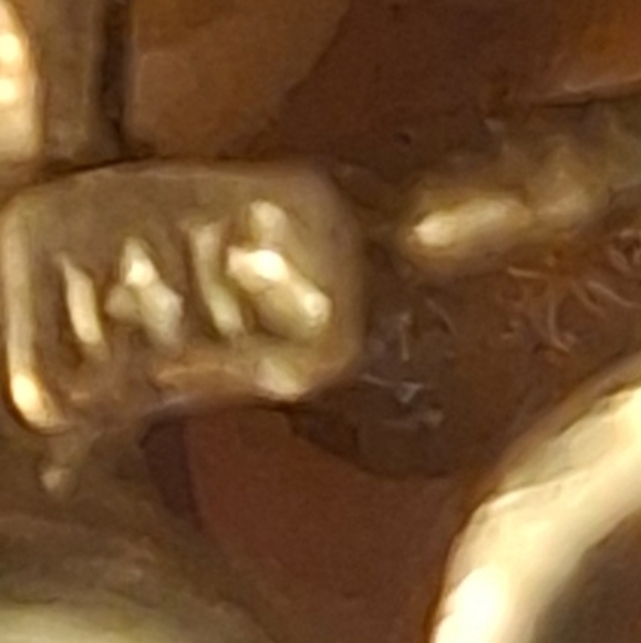 Antique 14kt Carved Coral Ring - Picture 5 of 8